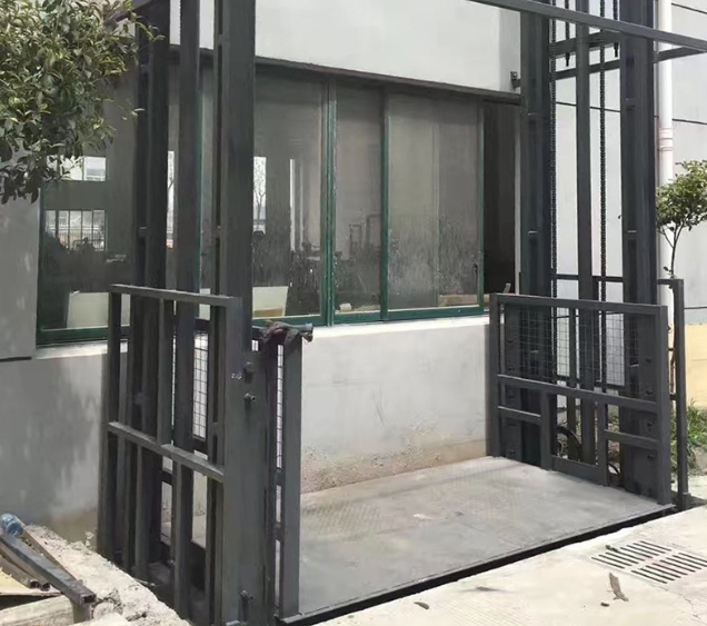 广西导轨式施工升降机助力民生工程提速增效